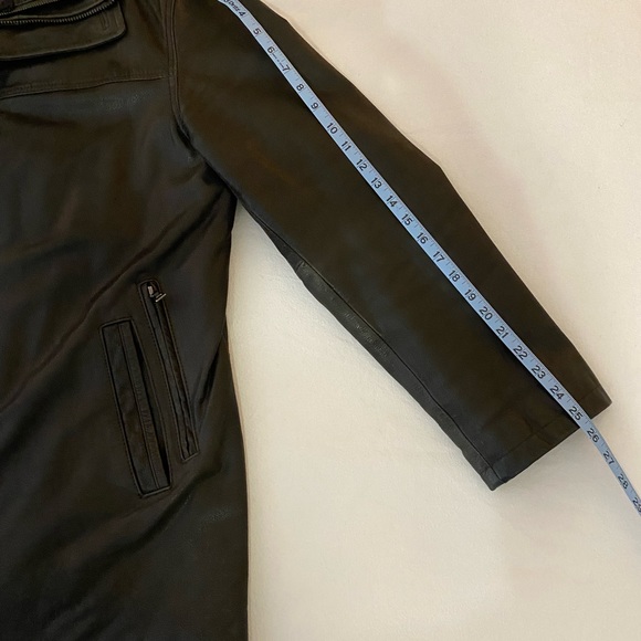 Danier Genuine Leather - Brown - Picture 7 of 9